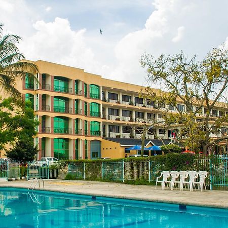 Lake View Resort Hotel Mbarara Esterno foto