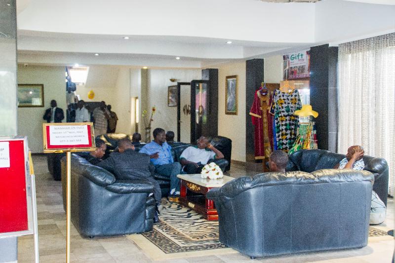 Lake View Resort Hotel Mbarara Esterno foto