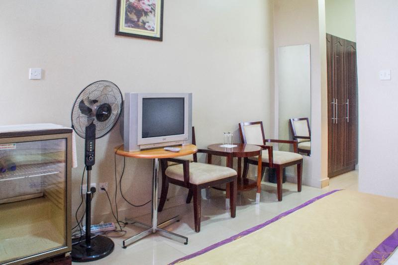 Lake View Resort Hotel Mbarara Esterno foto