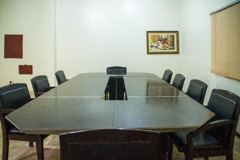 Lake View Resort Hotel Mbarara Esterno foto