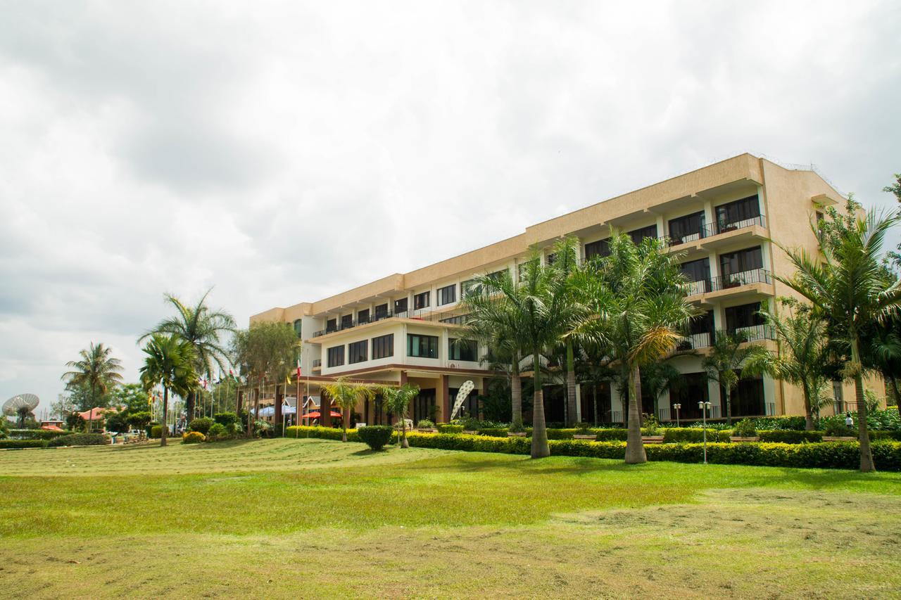 Lake View Resort Hotel Mbarara Esterno foto